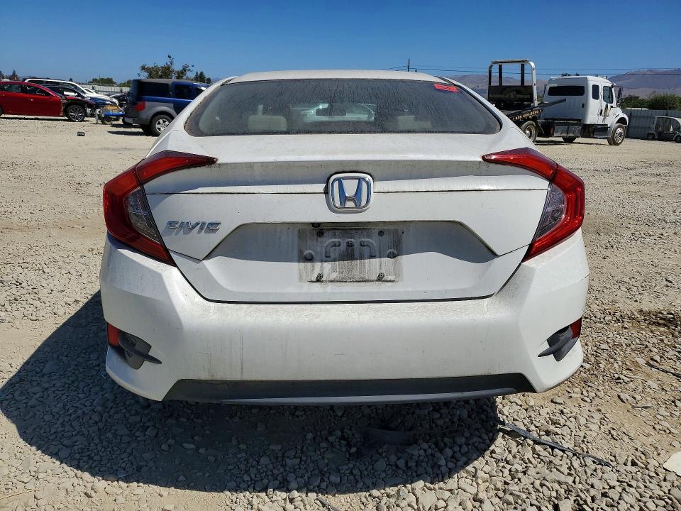Photo 6 from auction – 2017 HONDA CIVIC with VIN 19XFC2F57HE223669