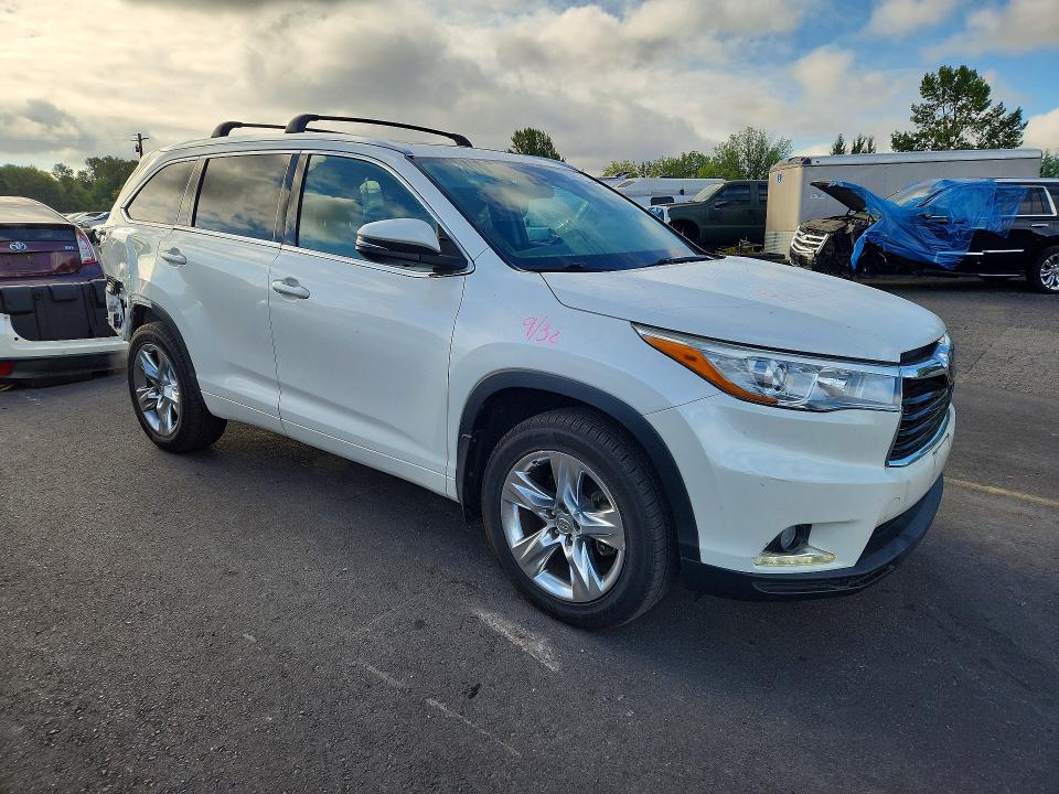 Photo 4 from auction – 2015 TOYOTA HIGHLANDER with VIN 5TDDKRFH1FS151593