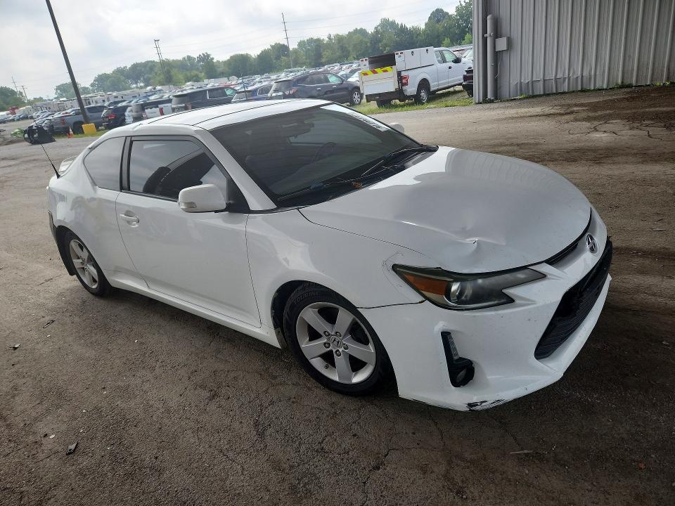 Photo 4 from auction – 2014 SCION TC with VIN JTKJF5C75E3071735