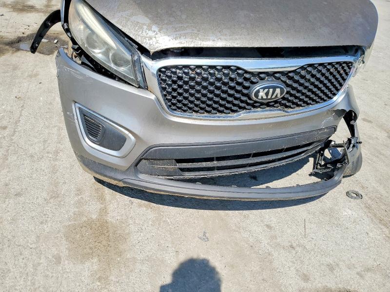 Photo 13 from auction – 2017 KIA SORENTO with VIN 5XYPG4A39HG323852