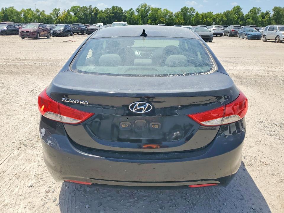 Photo 6 from auction – 2011 HYUNDAI ELANTRA with VIN 5NPDH4AE9BH022368