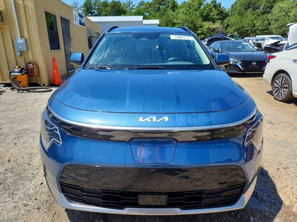Photo 5 from auction – 2024 KIA NIRO with VIN KNDCR3L12R5077977