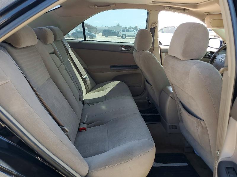 Photo 10 from auction – 2005 TOYOTA CAMRY with VIN 4T1BE32K25U623738