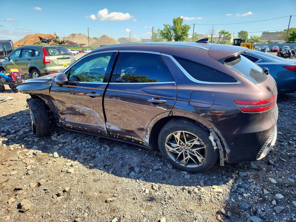 Photo 2 from auction – 2022 GENESIS GV70 with VIN KMUMADTB4NU073064