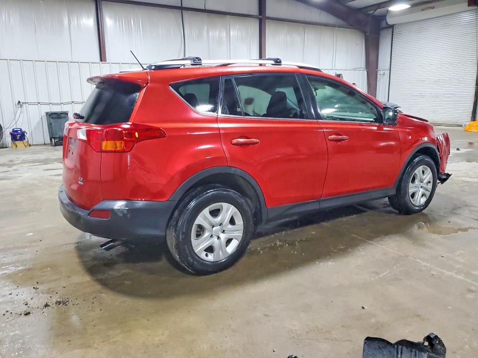 صورة رقم 3 من المزاد - 2015 TOYOTA RAV4 مع VIN JTMBFREV3FJ026062