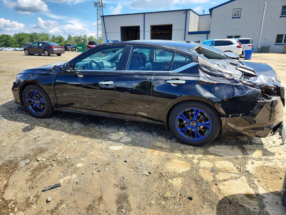 Photo 2 from auction – 2019 NISSAN ALTIMA with VIN 1N4BL4BV2KN306273