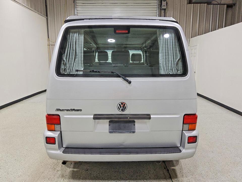 Photo 6 from auction – 2002 VOLKSWAGEN EUROVAN with VIN WV2NB47012H017117