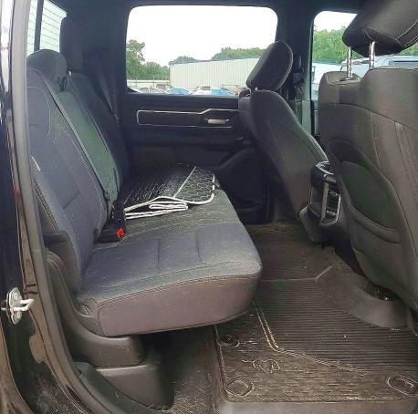 Photo 10 from auction – 2021 RAM 1500 with VIN 1C6SRFFT3MN643221