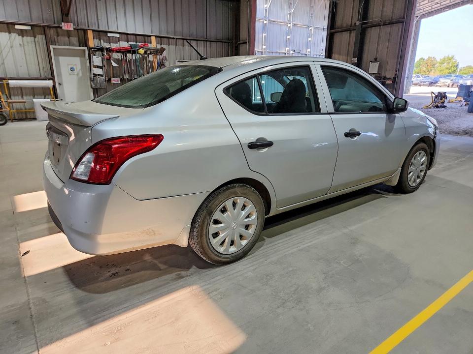 Photo 3 from auction – 2017 NISSAN VERSA with VIN 3N1CN7AP5HL805805