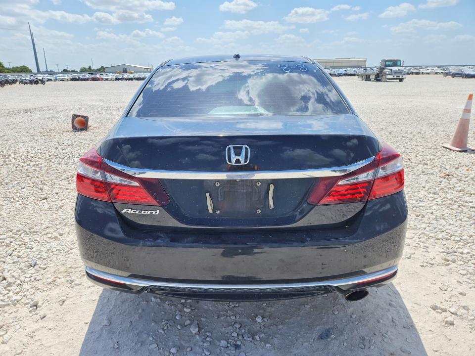 Photo 6 from auction – 2017 HONDA ACCORD with VIN 1HGCR2F76HA243810