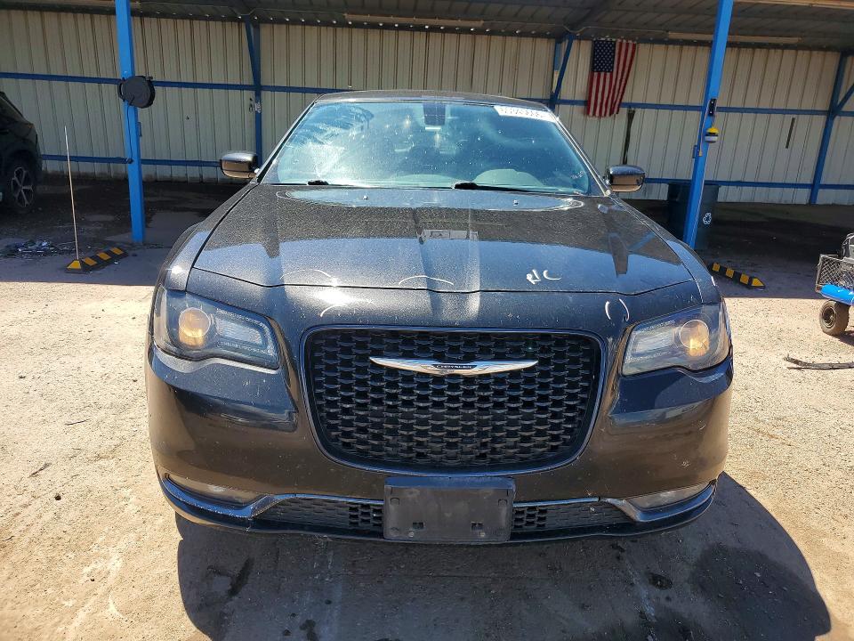 Photo 5 from auction – 2015 CHRYSLER 300 with VIN 2C3CCAGG1FH882947