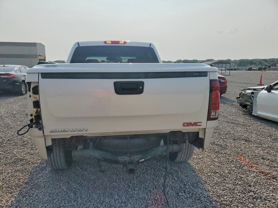 Photo 6 from auction – 2011 GMC SIERRA with VIN 3GTP2XE2XBG223835