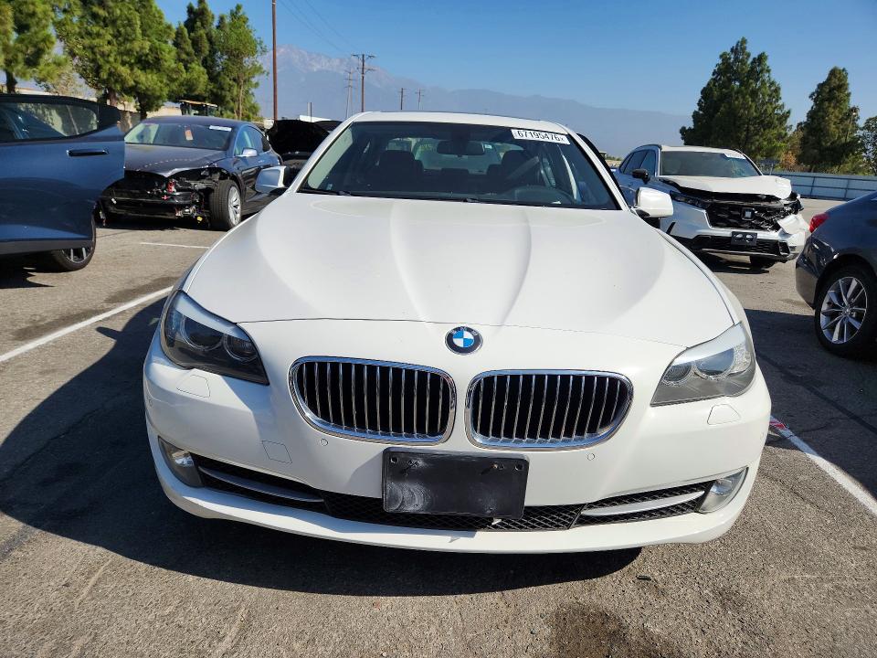 Zdjęcie 5 z aukcji – 2013 BMW 528 z VIN WBAXG5C59DD232381