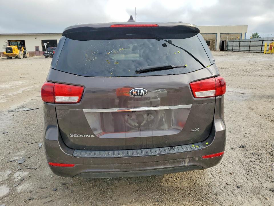 Photo 6 from auction – 2015 KIA SEDONA with VIN KNDMB5C14F6065646