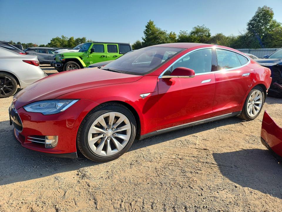 TESLA MODEL S 2016 z numerem VIN 5YJSA1E26GF133234 - Zdjęcie z aukcji