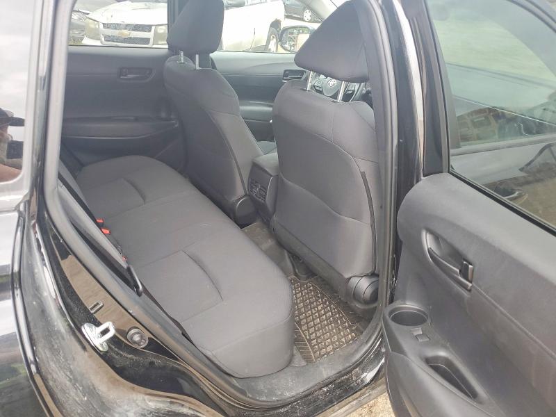 Photo 11 from auction – 2022 TOYOTA COROLLA CROSS with VIN 7MUBAABG8NV042013