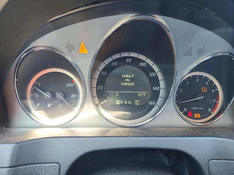 Photo 9 from auction – 2010 MERCEDES-BENZ C with VIN WDDGF8BB9AF413484