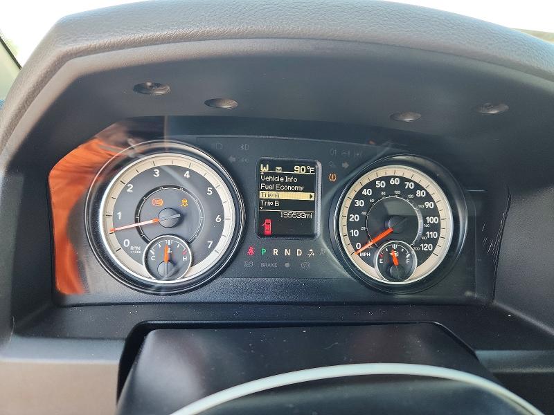 Photo 9 from auction – 2016 RAM 1500 with VIN 3C6RR7KTXGG158422