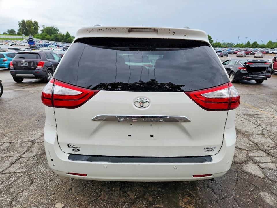 Photo 6 from auction – 2016 TOYOTA SIENNA with VIN 5TDDK3DCXGS144745