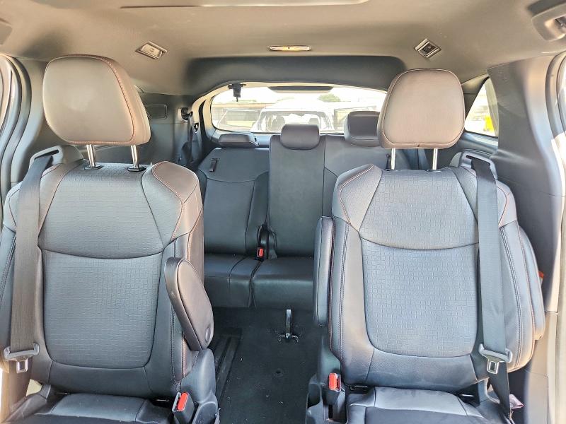 Photo 10 from auction – 2023 TOYOTA SIENNA with VIN 5TDDSKFC1PS080330