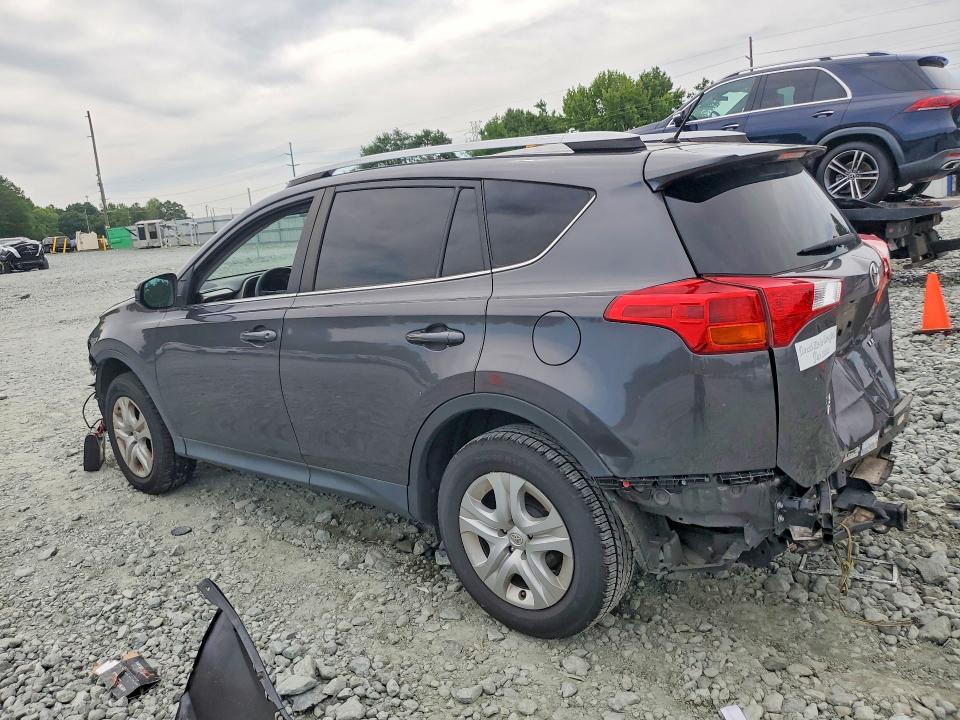 Photo 2 from auction – 2015 TOYOTA RAV4 with VIN JTMZFREV3FJ043216