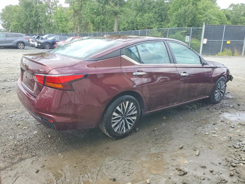 Photo 3 from auction – 2024 NISSAN ALTIMA with VIN 1N4BL4DV1RN372739