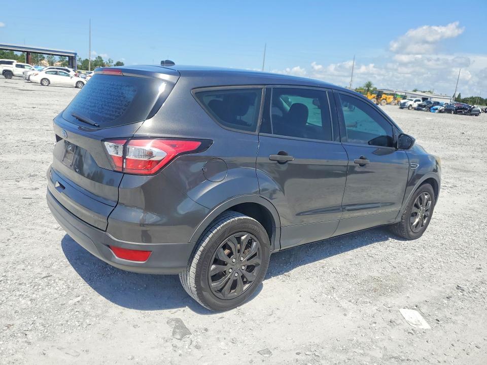Photo 3 from auction – 2018 FORD ESCAPE with VIN 1FMCU0F71JUB20563