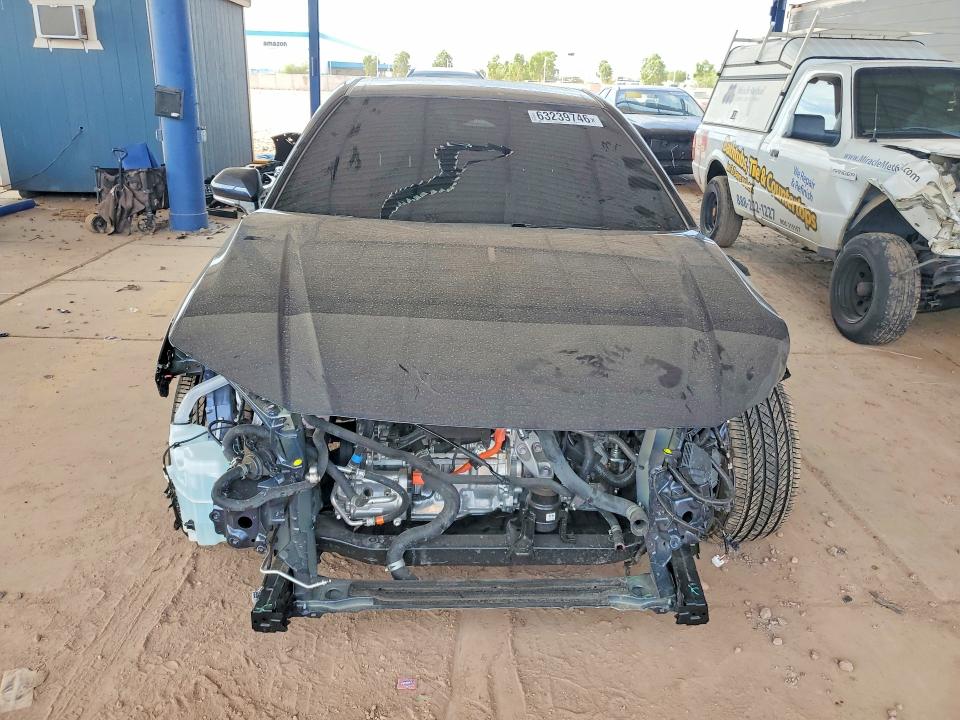 Zdjęcie 5 z aukcji – 2026 TOYOTA CAMRY z VIN 4T1DAACK3TU711914