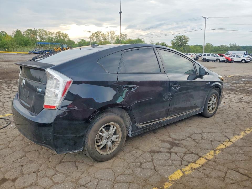 Photo 3 from auction – 2010 TOYOTA PRIUS with VIN JTDKN3DU0A0188190