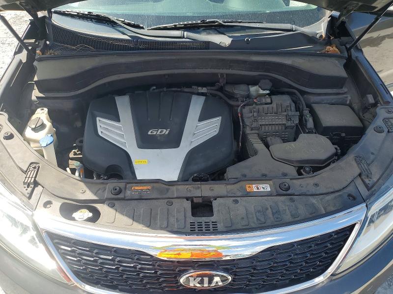 Photo 12 from auction – 2015 KIA SORENTO with VIN 5XYKUDA71FG614381