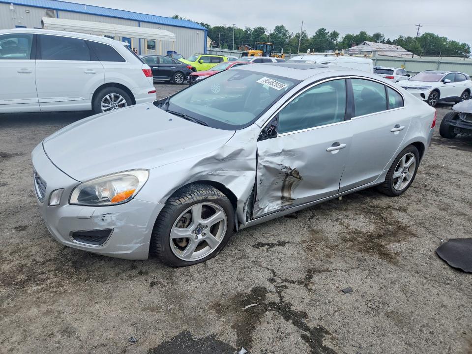 VOLVO S60 2012 with VIN YV1622FS3C2119057 - Photo from auction