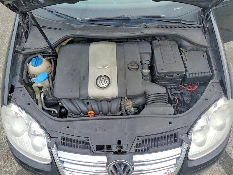 Photo 11 from auction – 2009 VOLKSWAGEN JETTA with VIN 3VWRZ71K89M061917