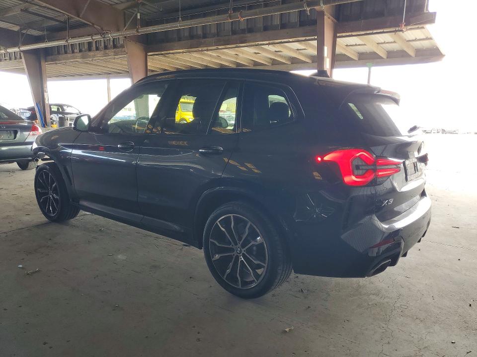Фото 2 с аукциона – 2022 BMW X3 с VIN 5UX53DP09N9M93009