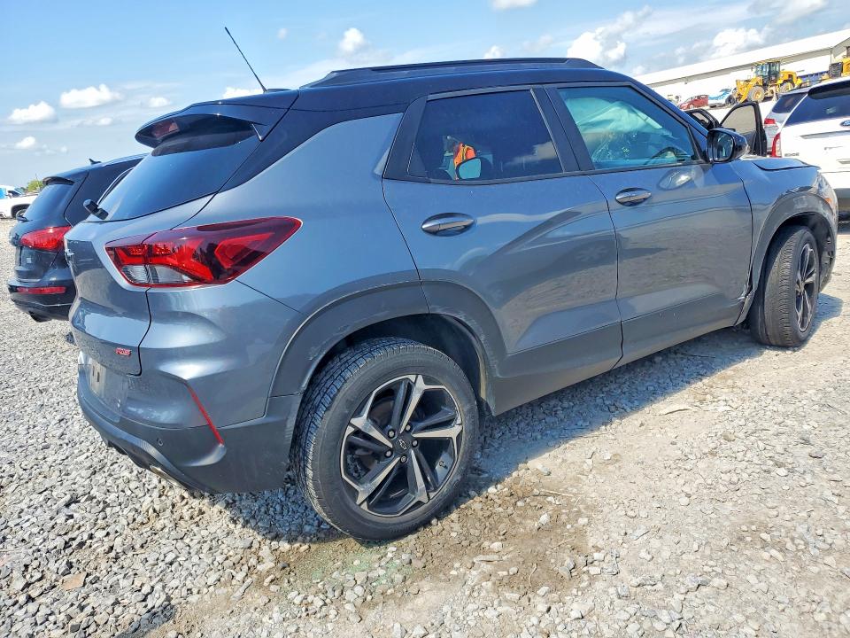 Photo 3 from auction – 2021 CHEVROLET TRAILBLAZER with VIN KL79MTSL2MB005082