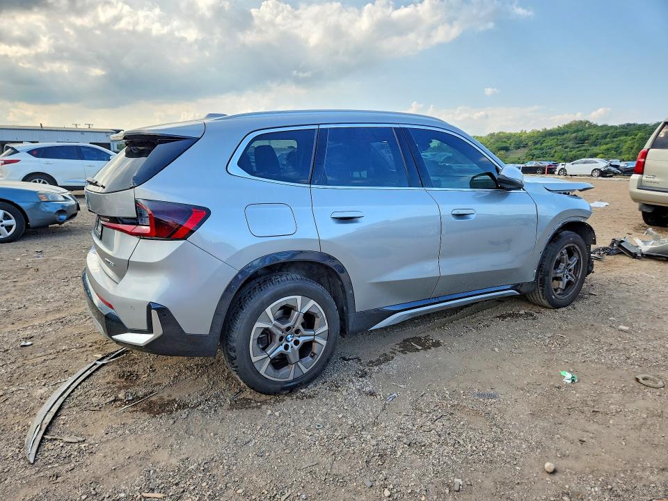 Photo 3 from auction – 2024 BMW X1 with VIN WBX73EF00R5Z18358