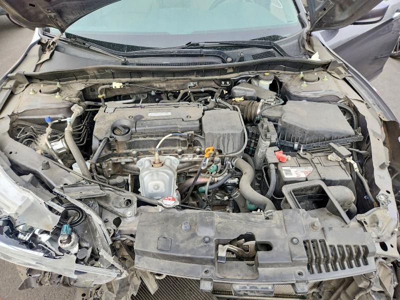Photo 11 from auction – 2016 HONDA ACCORD with VIN 1HGCR2F38GA084039