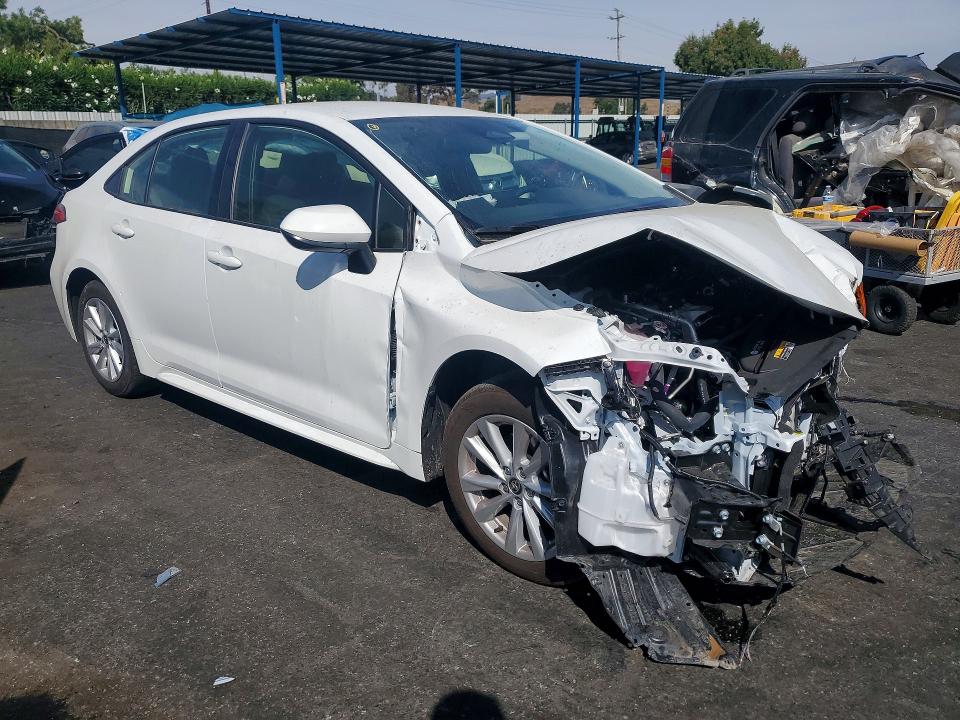 Photo 4 from auction – 2026 TOYOTA COROLLA with VIN JTDB4MEEXT3046611