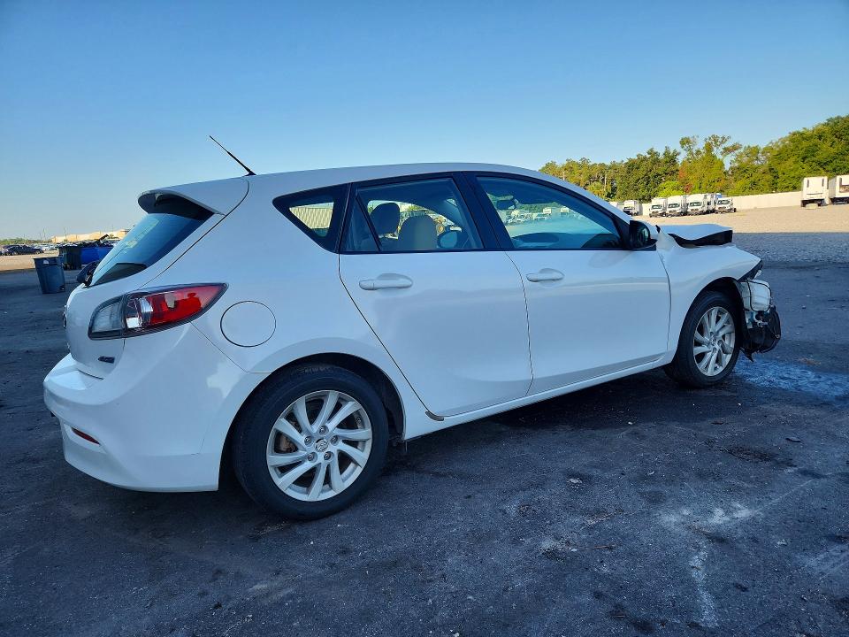 Photo 3 from auction – 2012 MAZDA 3 with VIN JM1BL1L76C1567343