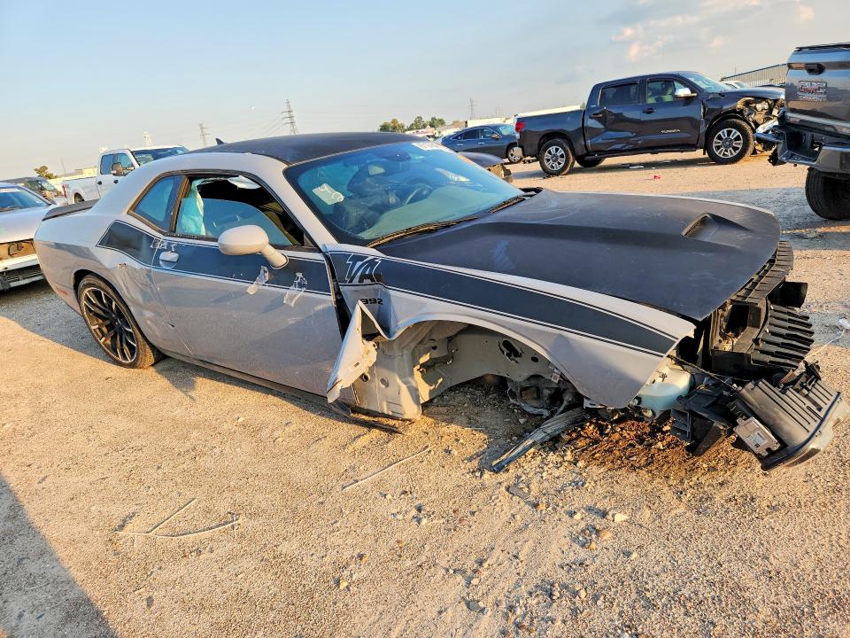 Photo 4 from auction – 2022 DODGE CHALLENGER with VIN 2C3CDZFJ1NH172051