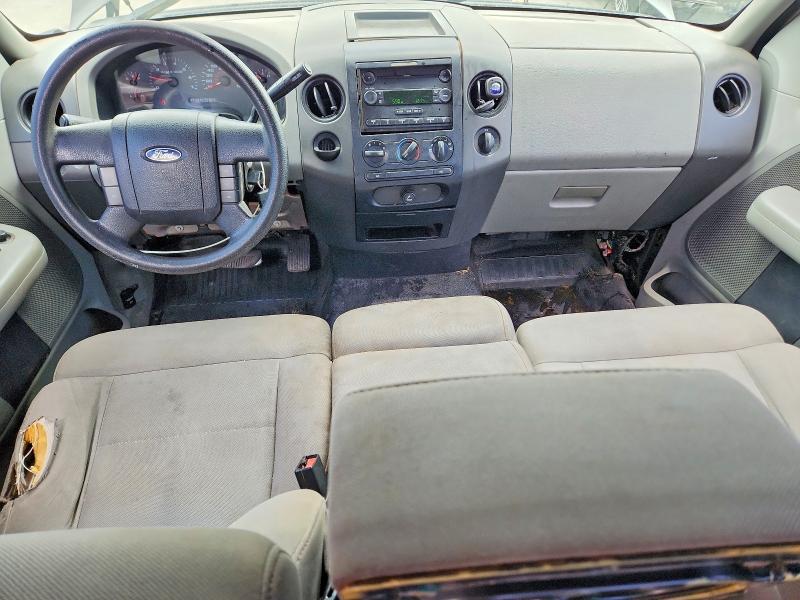 Photo 8 from auction – 2006 FORD F150 with VIN 1FTRX12W26NA84537