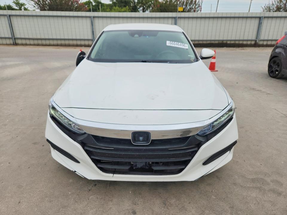 Photo 5 from auction – 2018 HONDA ACCORD with VIN 1HGCV3F17JA011879