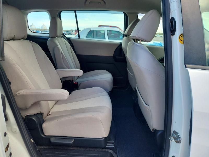 Photo 10 from auction – 2013 MAZDA 5 with VIN JM1CW2CL5D0153105