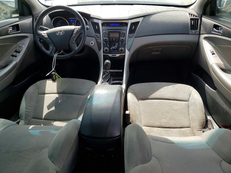Photo 8 from auction – 2011 HYUNDAI SONATA with VIN KMHEC4A40BA018836