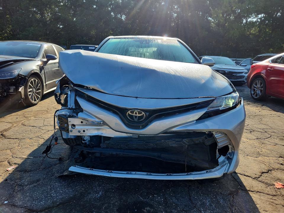 Photo 5 from auction – 2020 TOYOTA CAMRY with VIN 4T1C11AK3LU338193