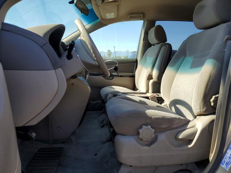 Photo 7 from auction – 2004 TOYOTA SIENNA with VIN 5TDZA23C24S056045