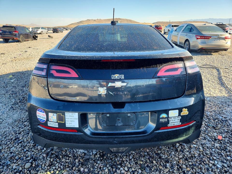 Photo 6 from auction – 2015 CHEVROLET VOLT with VIN 1G1RA6E4XFU128517