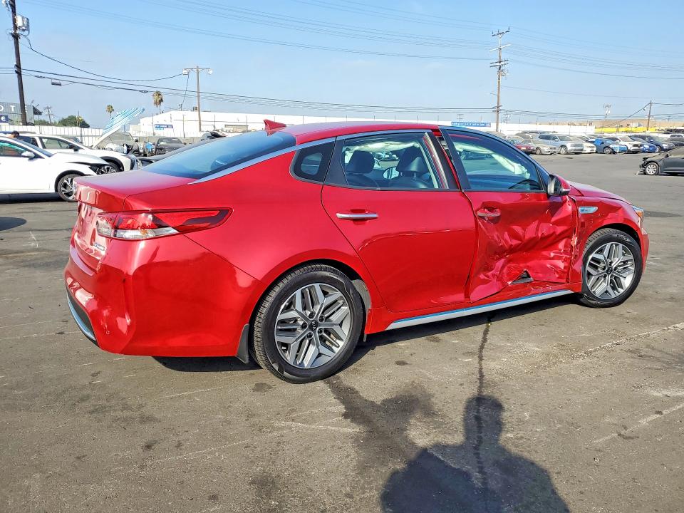 Photo 3 from auction – 2020 KIA OPTIMA with VIN KNAGU4LEXL5040897