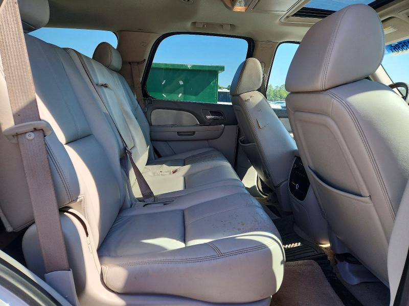 Photo 11 from auction – 2008 CHEVROLET TAHOE with VIN 1GNFC13068R115140
