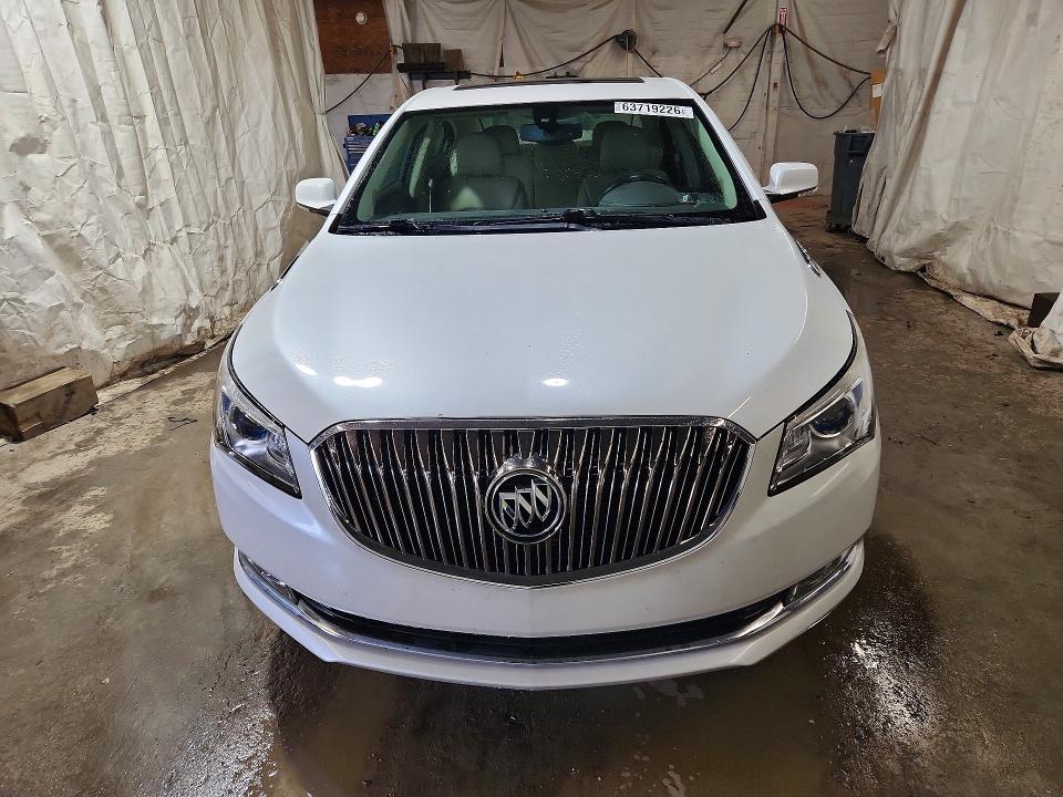 Photo 5 from auction – 2016 BUICK LACROSSE with VIN 1G4GC5G38GF153652