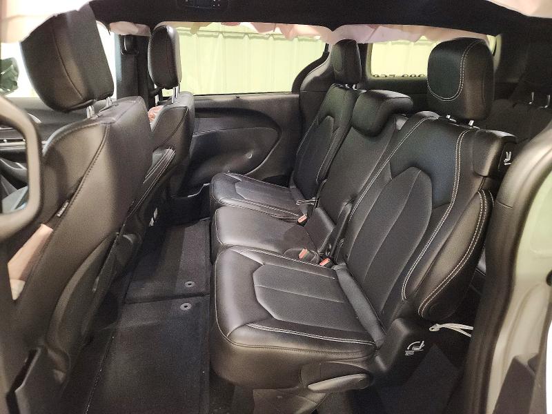Photo 11 from auction – 2026 CHRYSLER PACIFICA with VIN 2C4RC1BG9TR237823